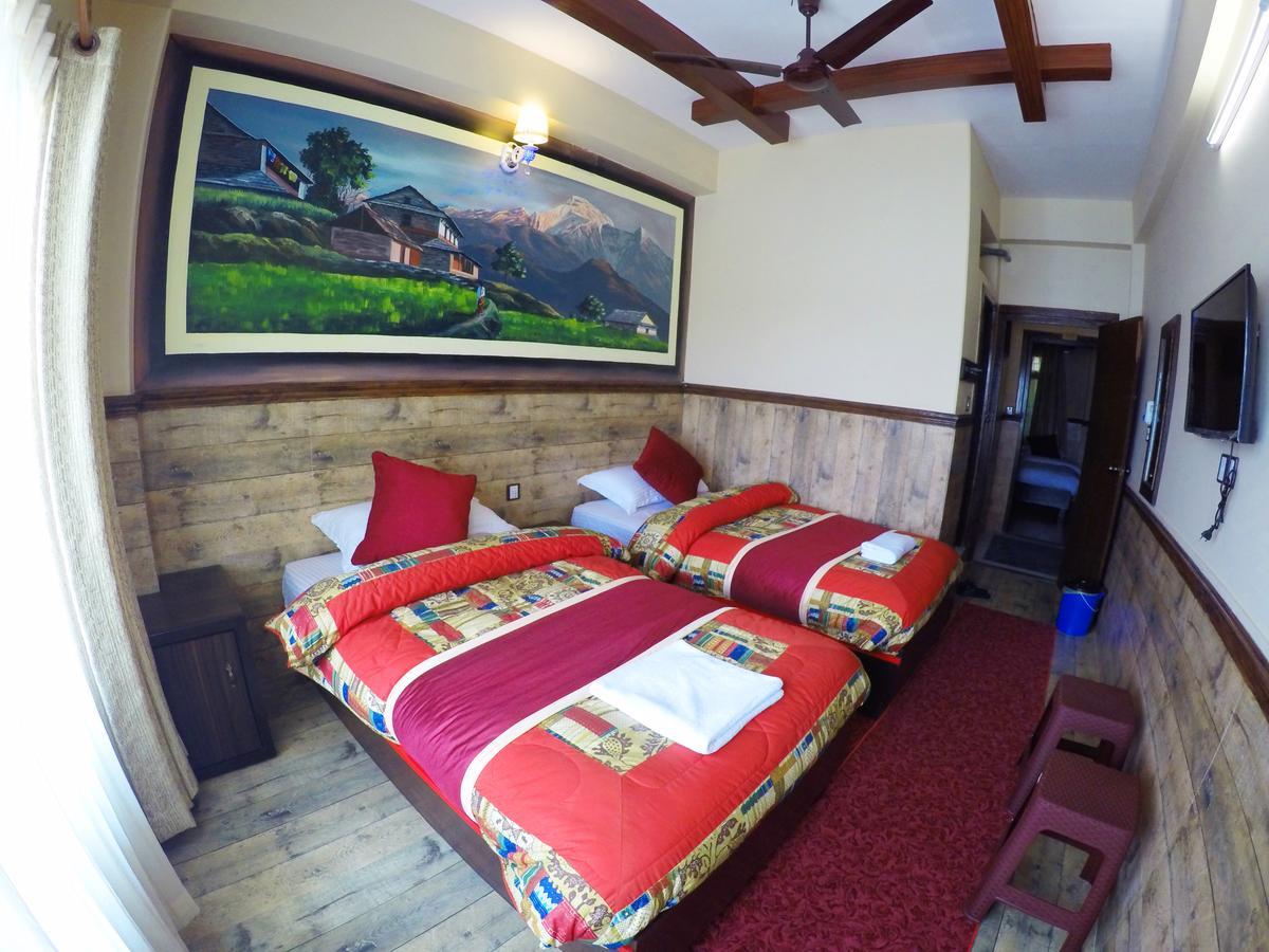 Hotel Forest Lake Backpackers' Hostel Pokhara Exteriör bild